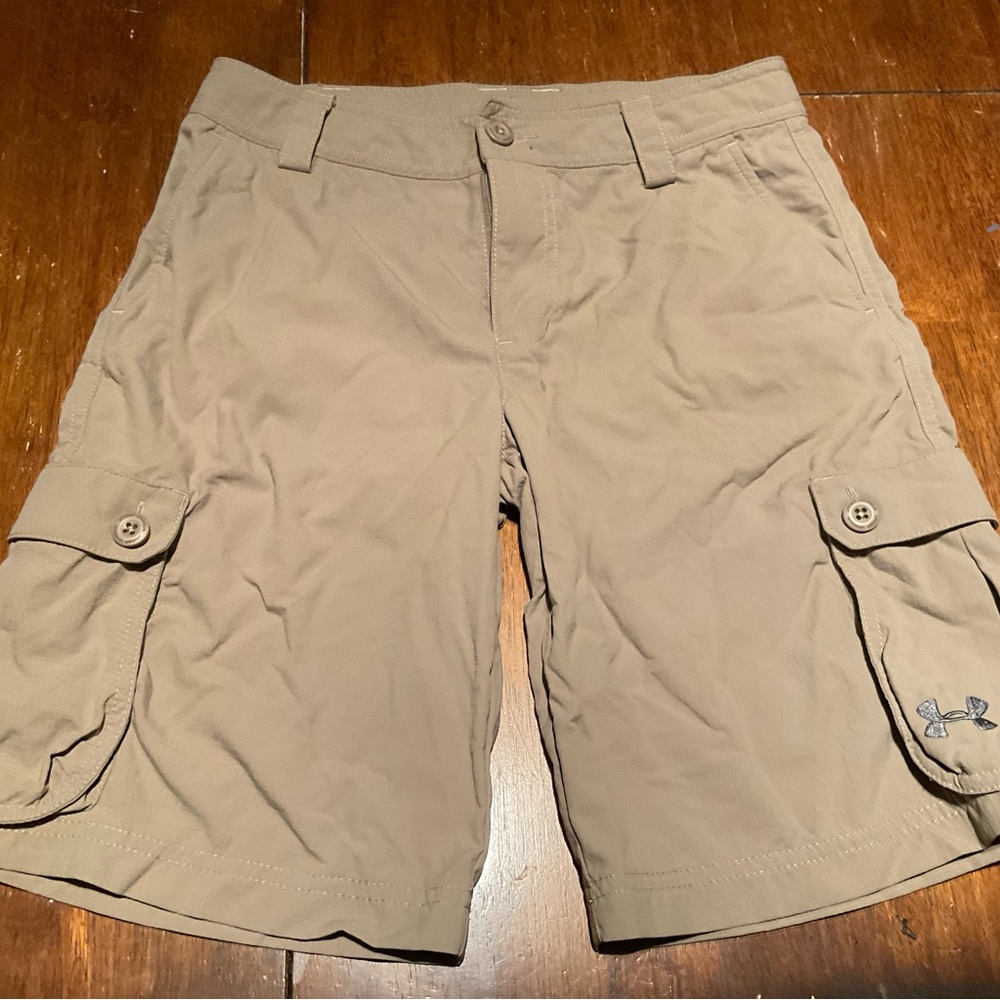 Boys Under Armour Sz YLG Tan khaki Cargo youth Large